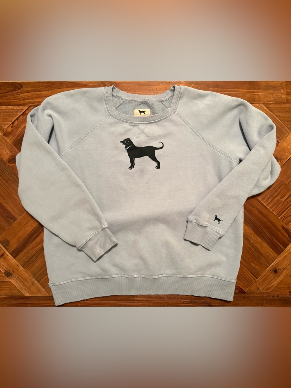 The Black Dog EST 1971 Light Blue Crewneck Sweatshirt Sz L